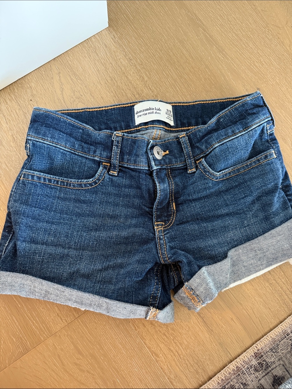 abercrombie kids Dark Blue Rolled-Hem Denim Shorts size 9-10